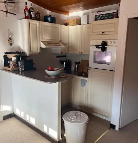 Rent 74260 Apartament *